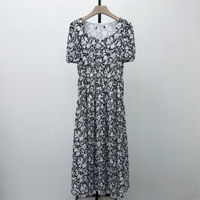 迪●2026夏季新品 法式碎花连衣裙女气质显瘦小清新茶歇裙1035