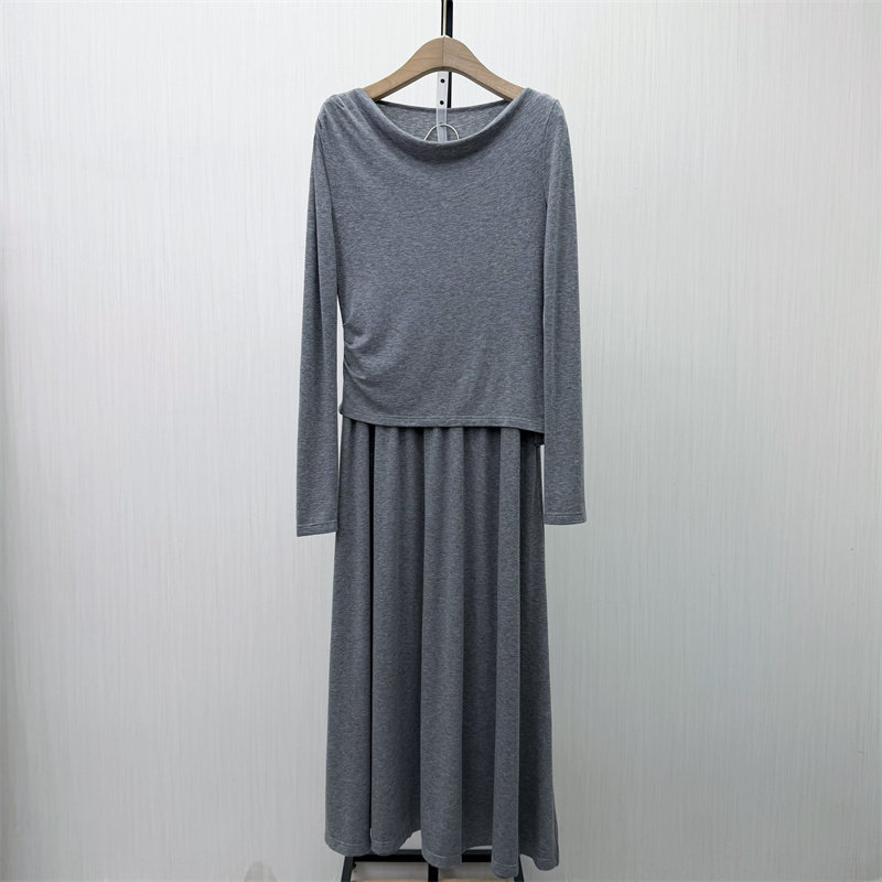 迪●2026春季新品 气质慵懒高级感套装长袖T恤+半身裙两件套1585,女装/女士精品,时尚套装,淘宝优惠券,粉丝福利购,淘宝优惠卷