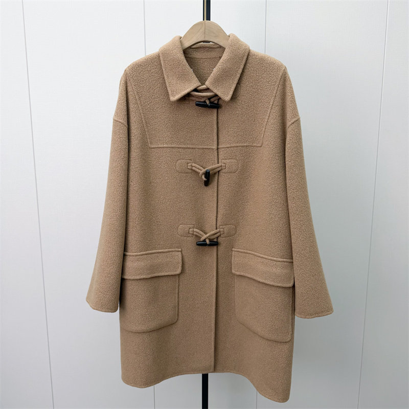 恩●2026冬季新品 双面绵羊毛呢子大衣女气质牛角扣毛呢外套626