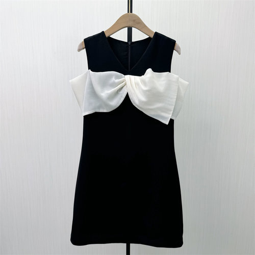 恩●2026夏季新品 蝴蝶结连衣裙女气质淑女小黑裙显瘦a字裙子338