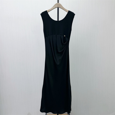 恩●2026夏季新品 无袖背心连衣裙女修身显瘦简约内搭百搭裙子151