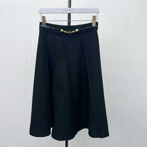 司●2025冬季新品 伞裙半身裙女高腰显瘦气质百搭大摆长裙1550