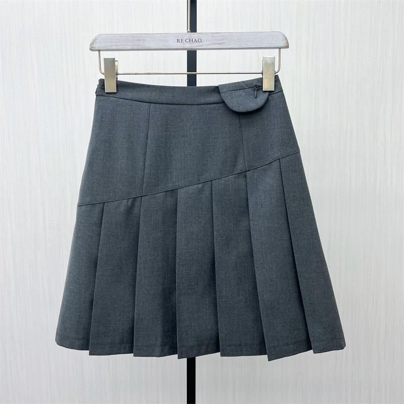 S●2025秋季新品 百褶裙短裙女高腰显瘦休闲百搭a字半身裙300