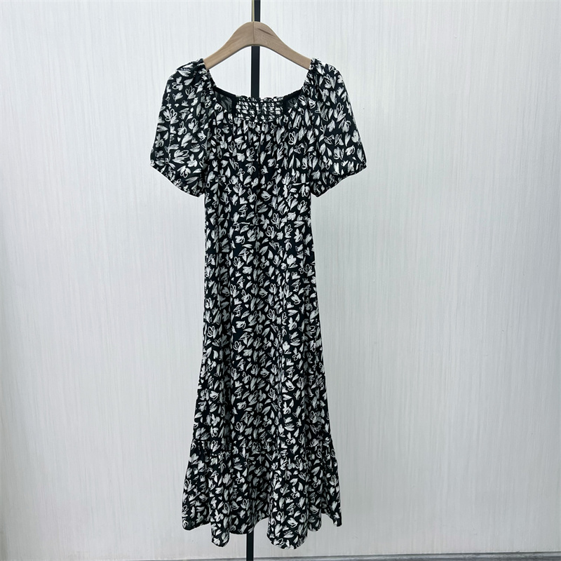 KA●2025夏季新品 法式碎花连衣裙女气质显瘦小清新a字茶歇裙1661
