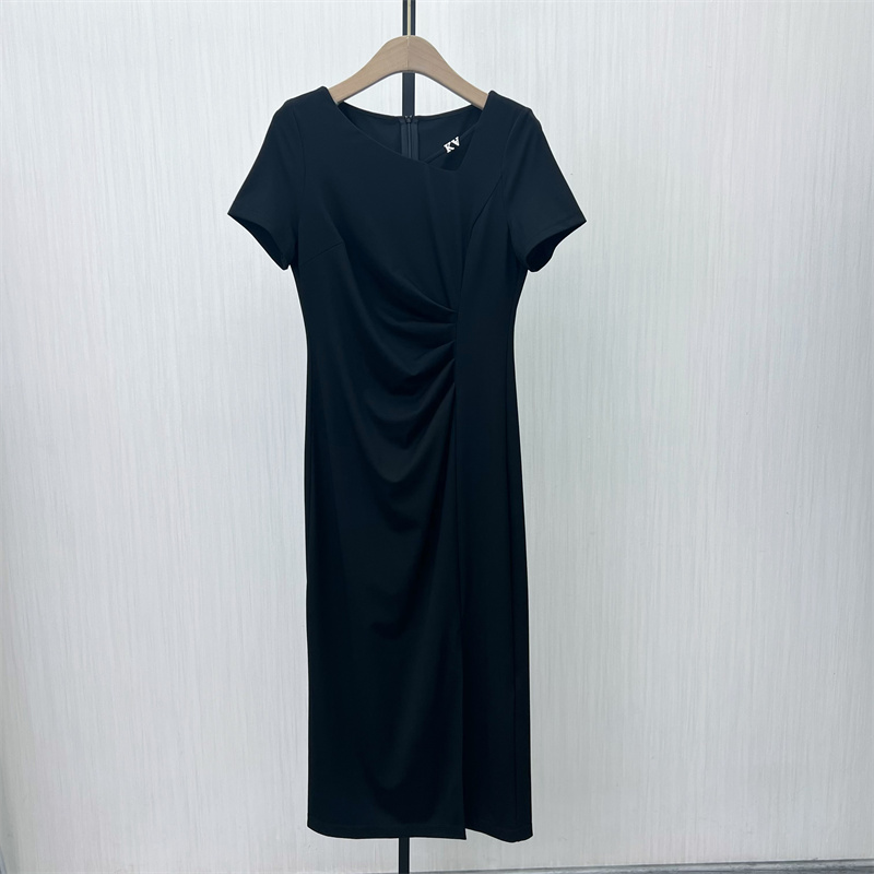 KA●2025夏季新品 法式连衣裙女气质修身显瘦小清新a字长裙0341