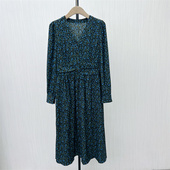 新品 文 2025秋季 碎花v领连衣裙女气质淑女别致长裙茶歇裙071