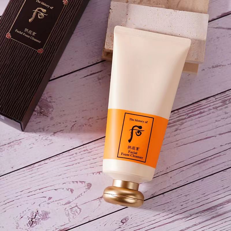 平衡油脂洗面奶拱辰享