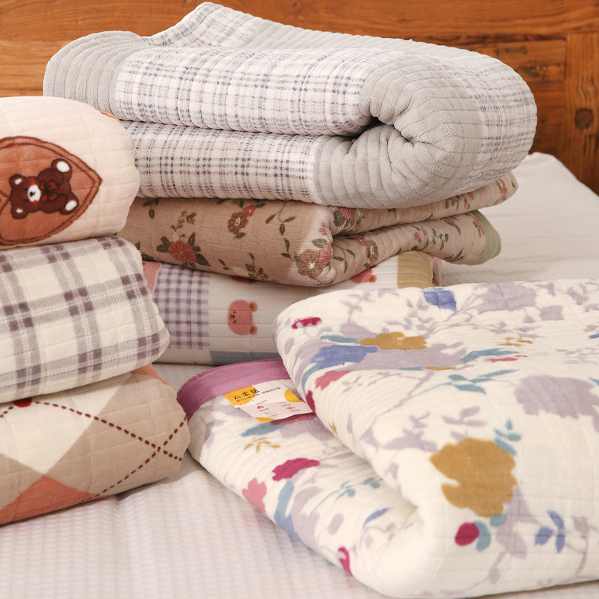 外贸尾单！牛奶绒夹棉床盖单件秋冬加绒榻榻米床单三件套水晶绒炕