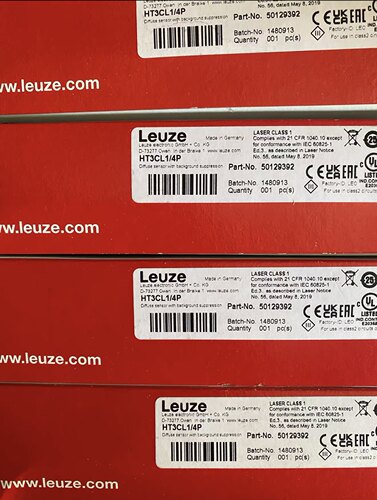 德国Leuze劳易测HT3CL1/4P传感器，型号50129392，带背景抑制功能