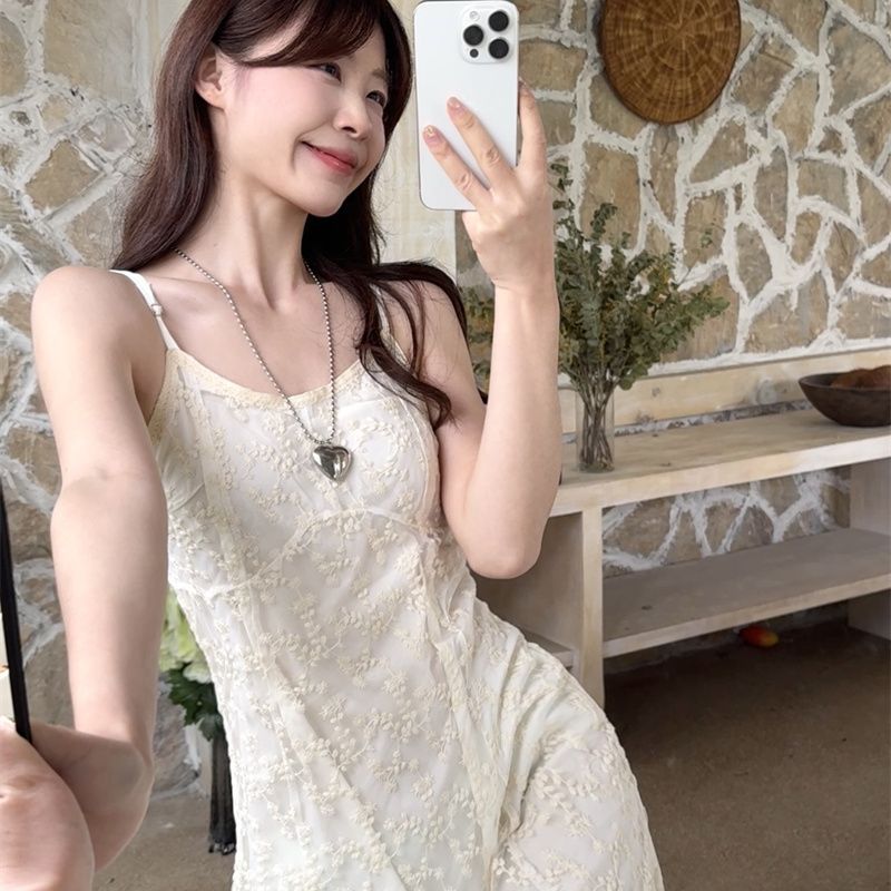法式刺绣吊带连衣裙女2026