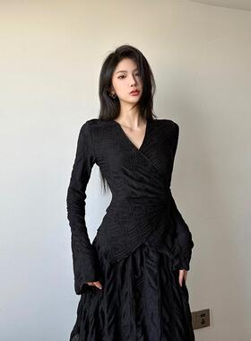 gagaopt纯色不规则设计感长袖V领T恤女春季新款绑带收腰修身上衣