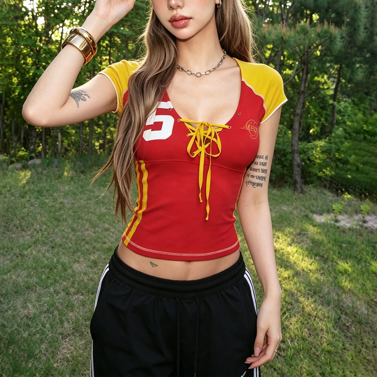 gagaopt学院风撞色印花性感深V领系带短袖T恤收腰显瘦露脐上衣女