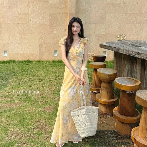 LS 甜美度假风修身碎花连衣裙广州2026夏季新款裙子