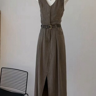 不晚2025夏季新款慵懒风时尚小众独特复古减龄收腰背心连衣裙子女