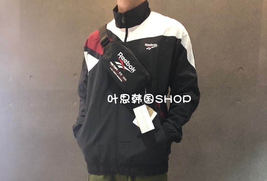 锐步Reebok Waistbag 复古LOGO男女情侣休闲潮流运动腰包 DU7202在类目 运动包/户外包/配件, 挎包/拎包/休闲包中 - 来自Buy2taobao.com提供专业的淘宝代购服务