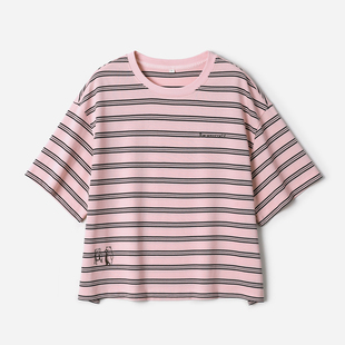 做你自己干爽舒适经典 茉莉雅集 条纹短箱廓形宽松T恤女 WTX08170
