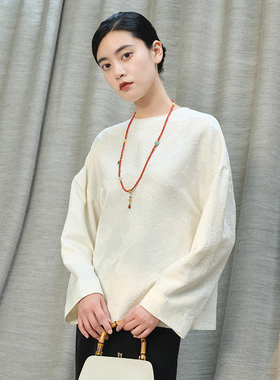 * WCS06183 新中式人间富贵花白色浮雕提花真丝羊毛圆领衬衫女