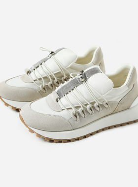 *EY07026 茉莉雅集 B*C云朵填充鞋舌珠链袢牛猄休闲运动鞋女