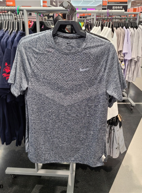 NIKE DRI-FIT ADV STRIDE 男子速干透气跑步短袖T恤 HV5204-437