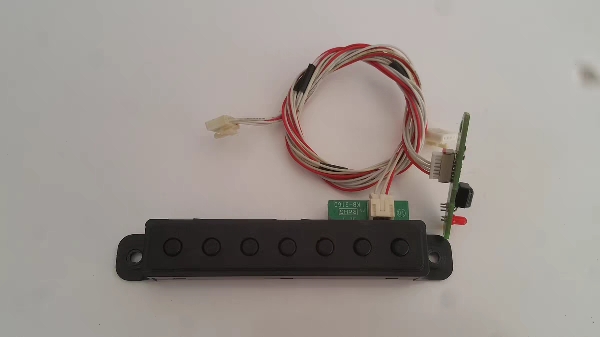 TCL L32F1590B按键板40-HT3510-KEA2LG接收板40-0MS82J-IRA2LG