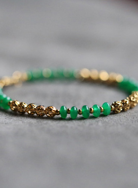 镂空金珠古典气质款手链绿玉髓