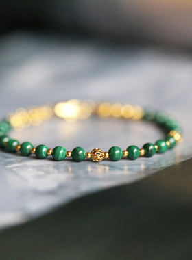 天然孔雀石设计款细手链