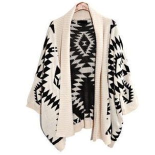 2024韩版几何图案披肩外套宽松大码毛衣针织衫开衫短袖女装