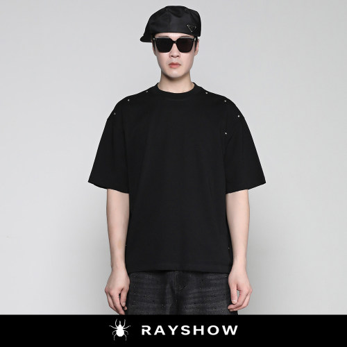 RAYSHOW原创暗黑宽松落肩铆钉T恤