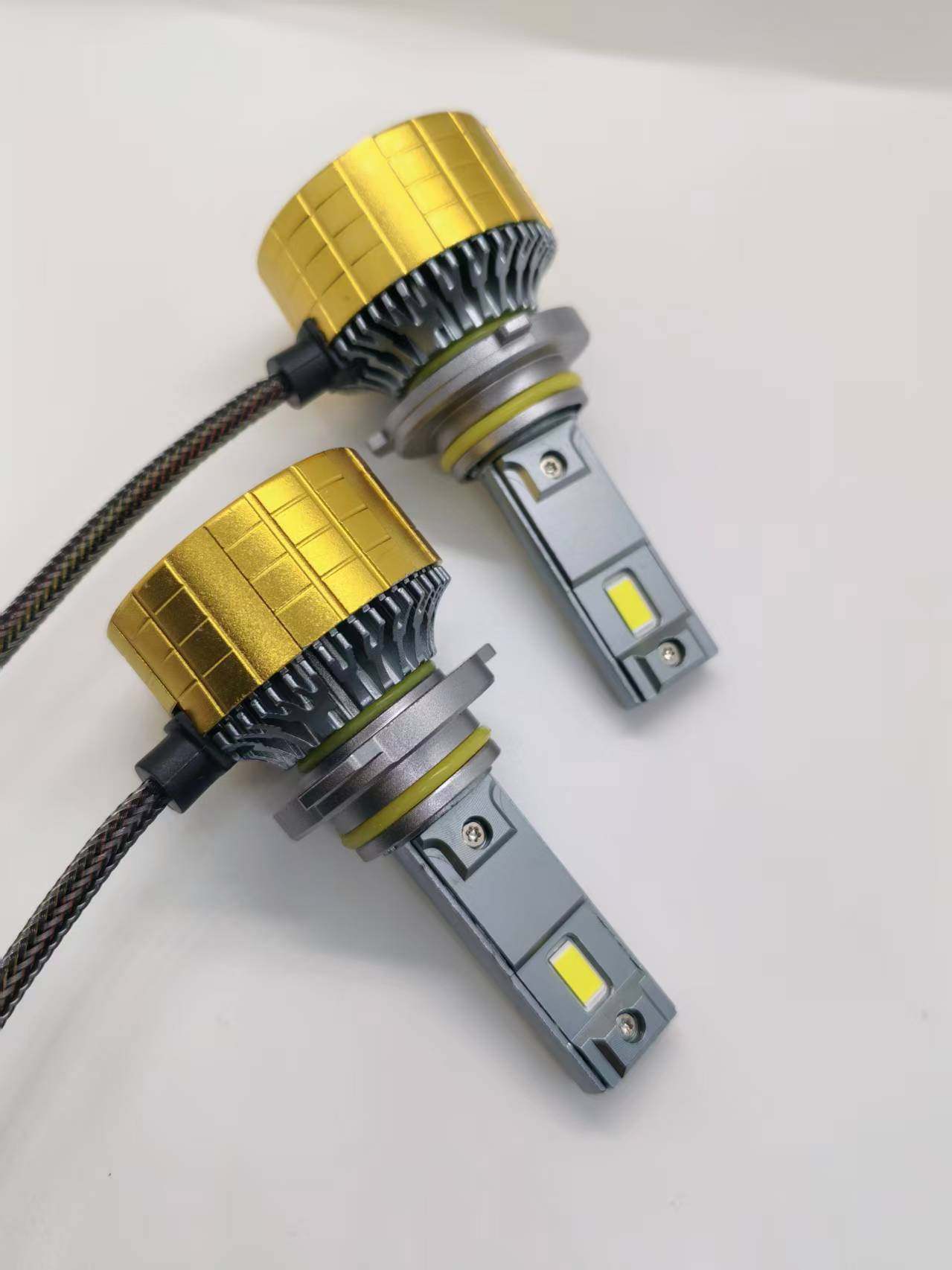 汽车led大灯大功率100W改装超亮聚光汽车双光透镜前,汽车零部件/养护/美容/维保,汽车灯泡,淘宝优惠券,粉丝福利购,淘宝优惠卷