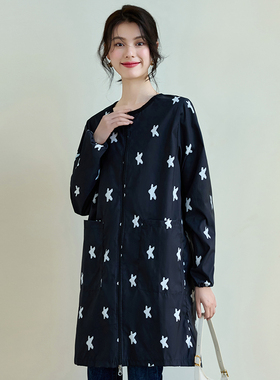 大人防水罩衣女士家用厨房做饭围裙羽绒服防脏罩衫长袖时尚工作服