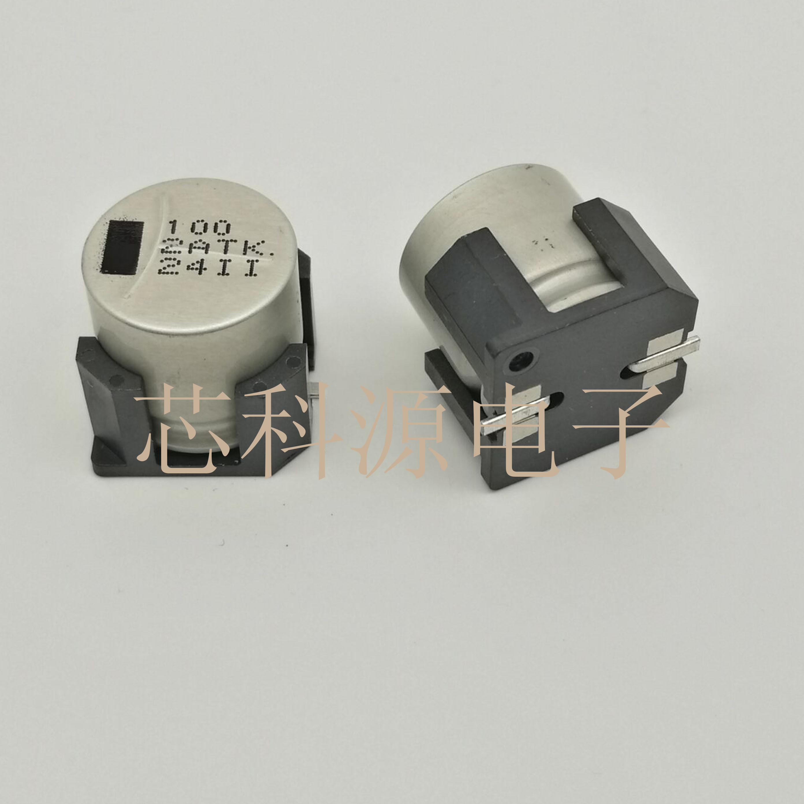 松下高频低阻贴片铝电解电容  100V100UF 16X16.5 125度