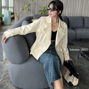 小个子风衣外套女米白色韩系短款风衣外套2022年新款女幸运阁秋