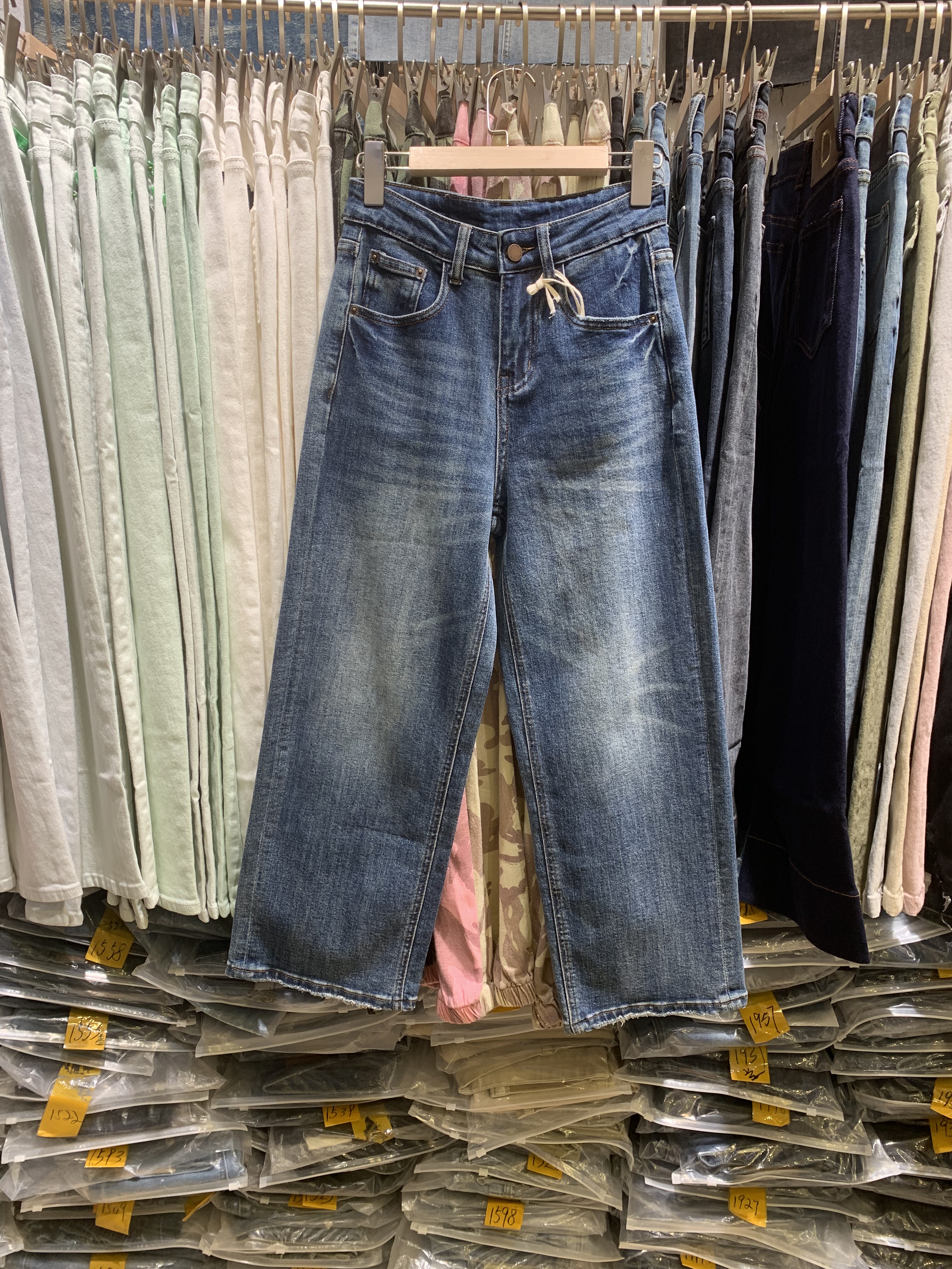 美式复古牛仔裤女夏季辣妹高街设计感宽松显瘦九分直筒百搭阔腿裤,女装/女士精品,牛仔裤,淘宝优惠券,粉丝福利购,淘宝优惠卷