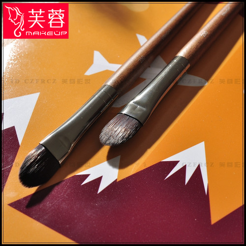扁头遮瑕小号膏状软毛侧影刷