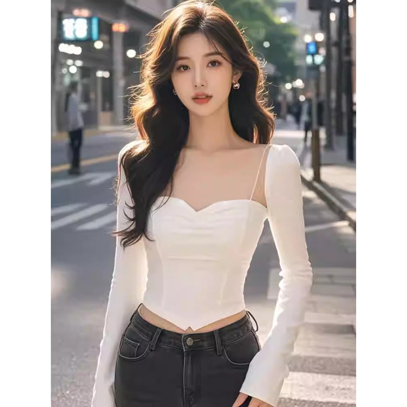 TZ4955白色上衣女秋冬新款收腰显瘦气质简约风设计感方领打底T恤