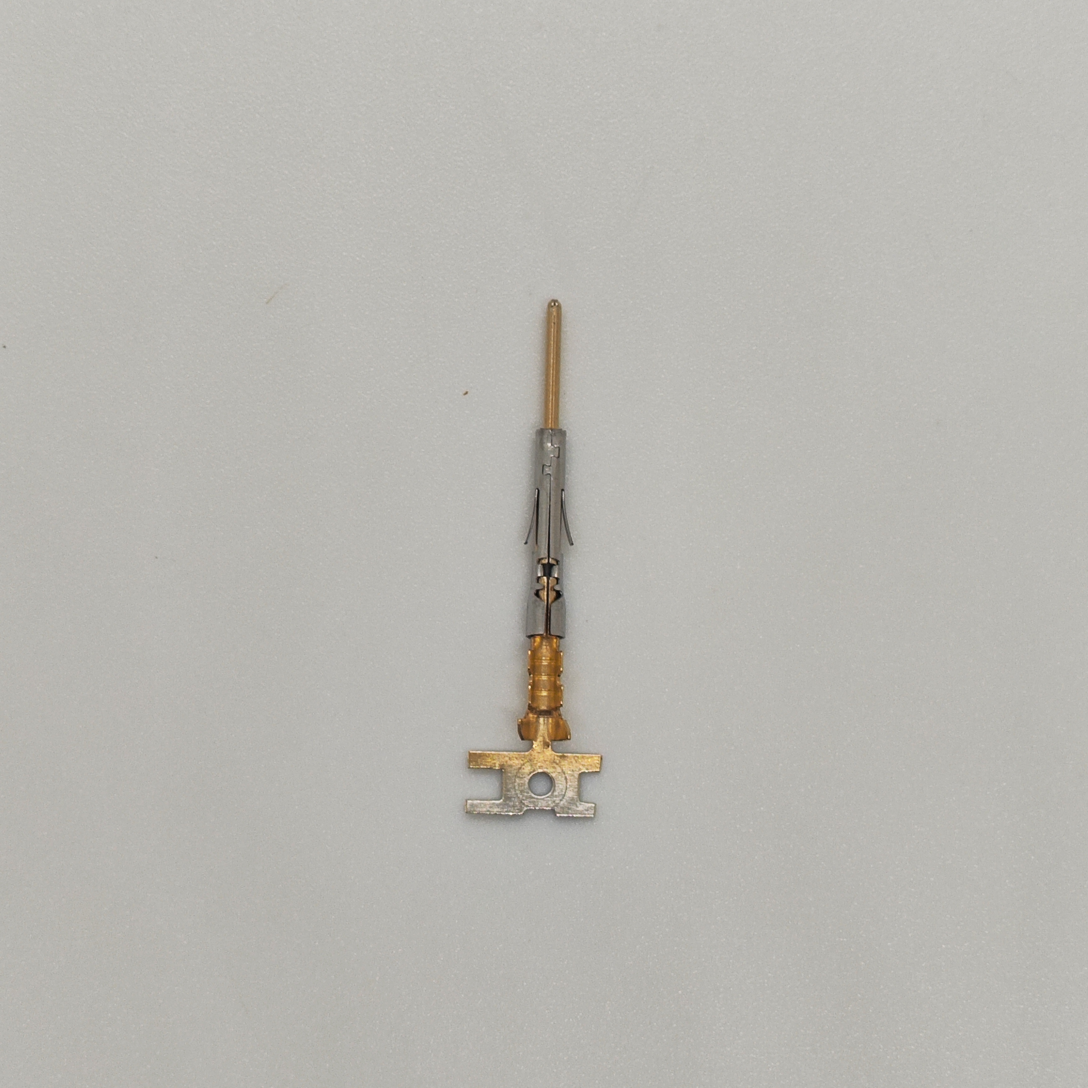 HCTM20101 汽车信号端子 安费诺 20-22awg 0.35-0.5平方 公端子