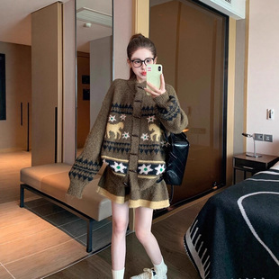 牛角扣毛衣套装女2025新款秋冬港味复古高级感慵懒风半身裙两件套