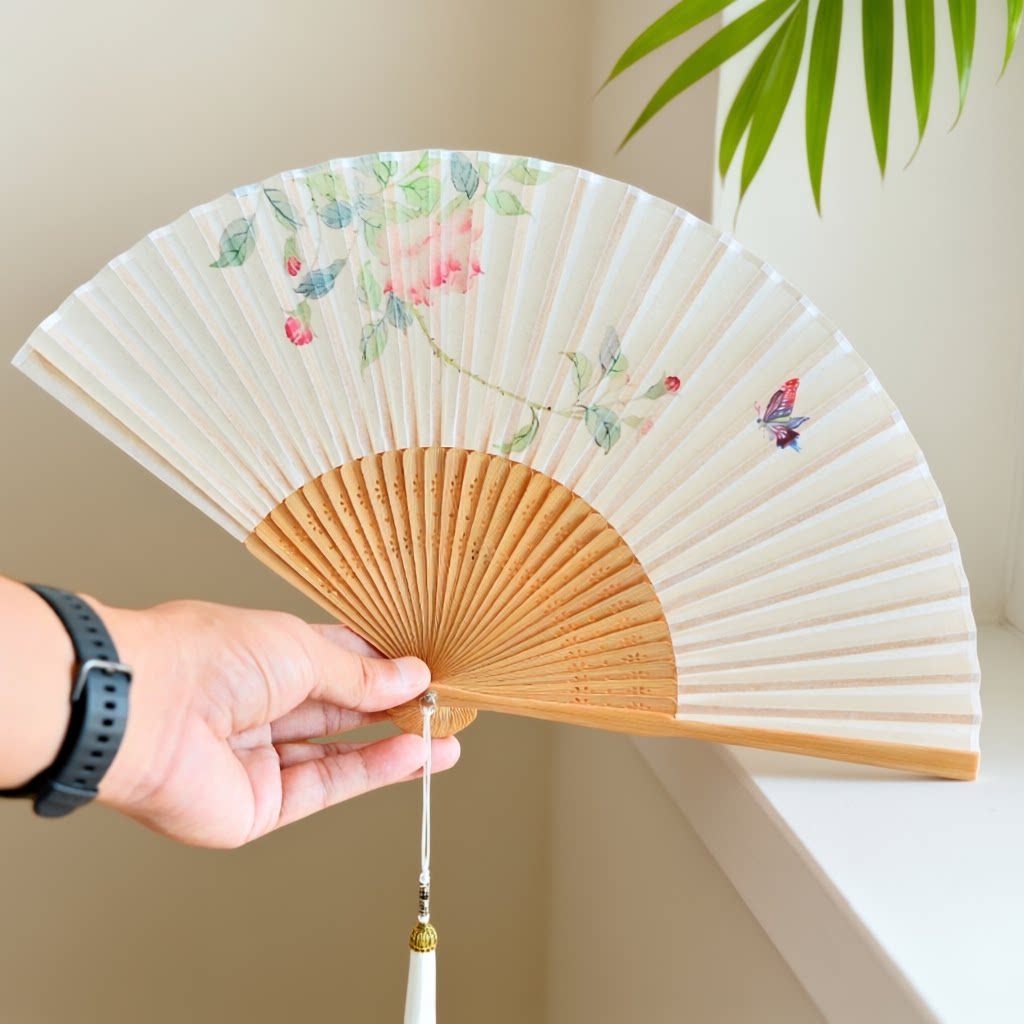 素雅折扇古典汉服随身开合顺滑图片