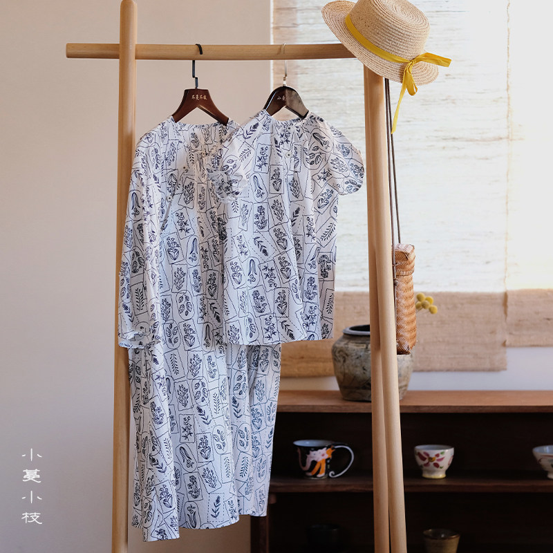 小蔓小枝女泡泡袖连衣裙