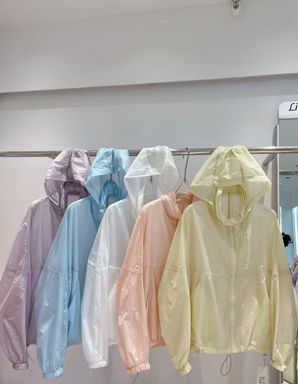 欧洲站气质高级感连帽休闲防晒服外套女夏季新款上衣轻薄款3010