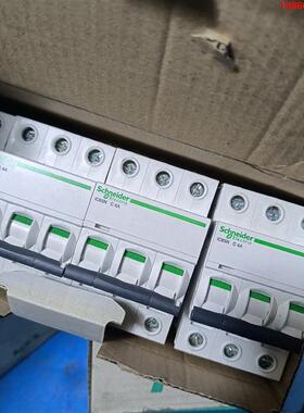 询价购-Schneider 施耐德，iC65NC 4A3P空开