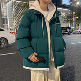 墨绿色