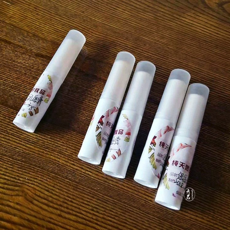 青若 天然花香閏唇膏 桂花 茉莉 白玉蘭 金盞花 留住花香滋閏雙唇在類目 美容護膚/美體/精油, 脣部護理（新）, 潤脣膏中 - 來自Buy2taobao.com提供專業的淘寶代購服務