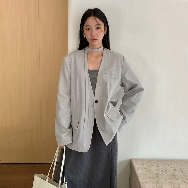 THXGIVING高级感气质飘带V领西装外套女2025秋季新款显瘦垫肩上衣