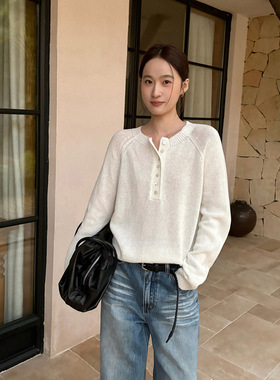 THXGIVING春日出游 休闲百搭系扣套头圆领宽松针织上衣女2026新款