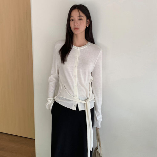 THXGIVING韩版chic绑带收腰针织衫女2025秋新款显瘦圆领系扣上衣