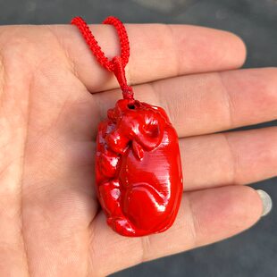 实木红色木牛丑牛吊坠木雕十二生肖木质牛招财木头水牛新中式挂坠