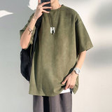 军绿色