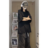 黑色