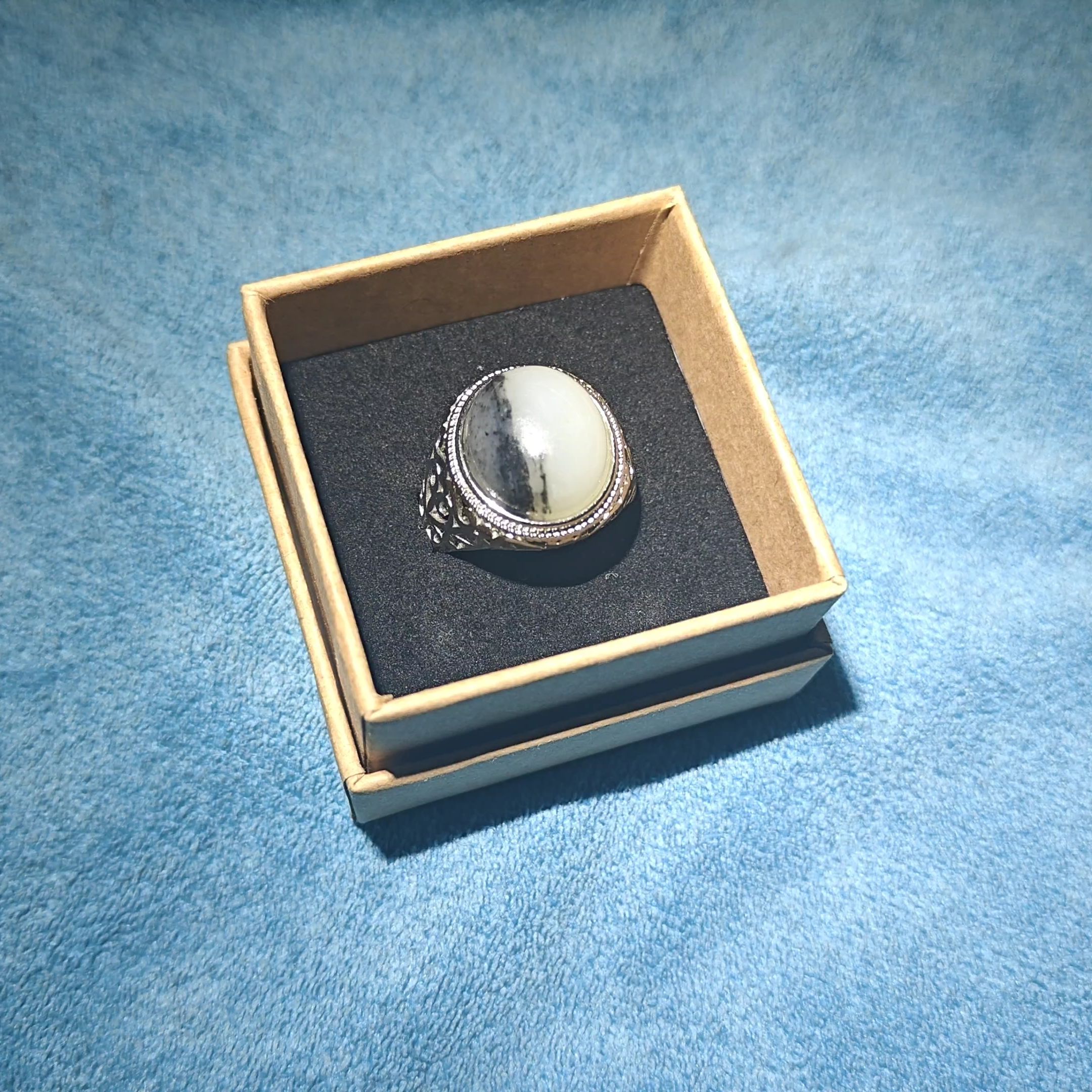 和田玉籽料青花戒指